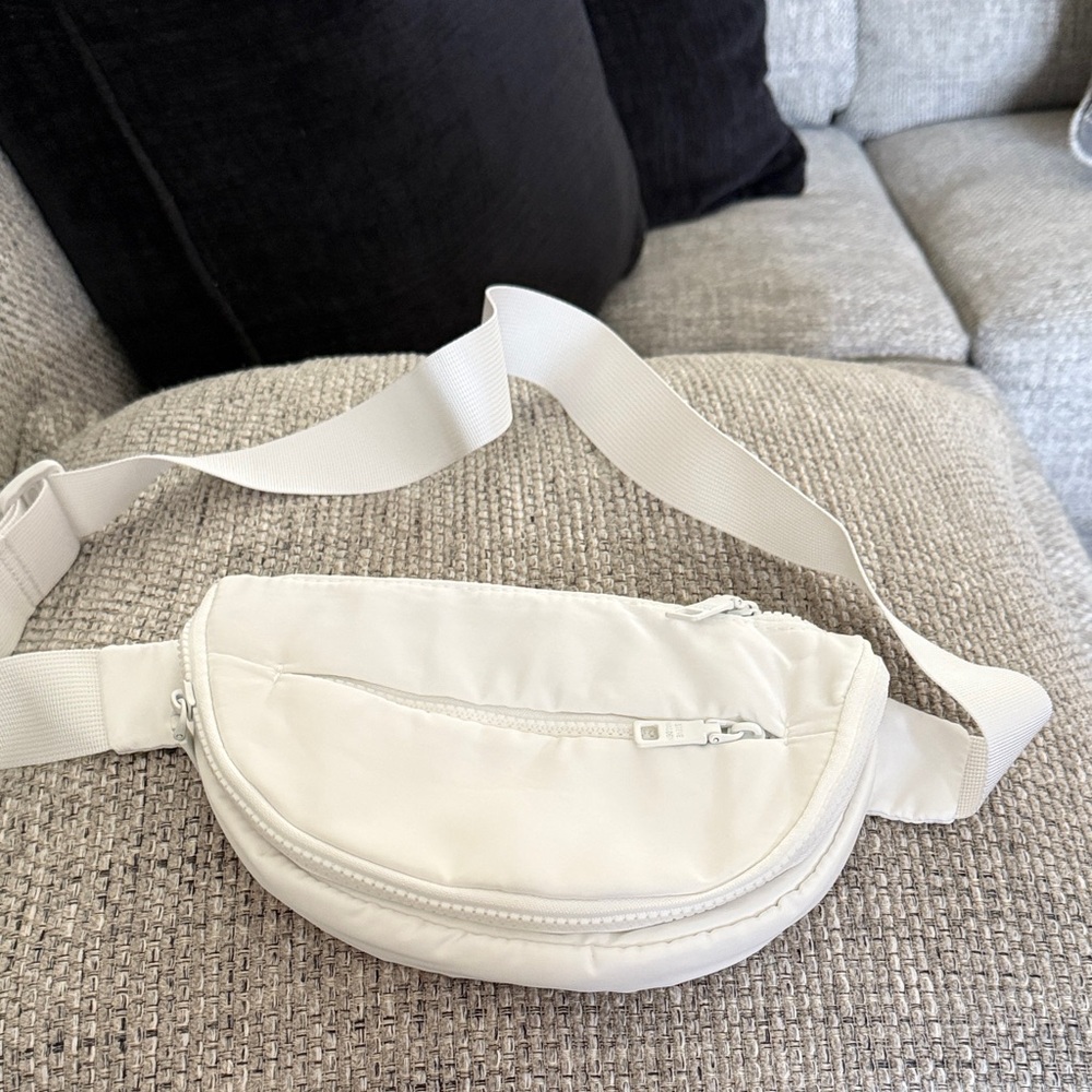 Elegant Cream Crossbody Bag